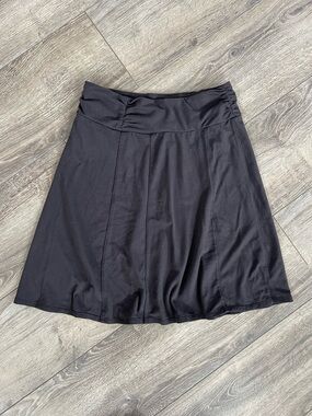 Athleta Women’s Black A-Line Flowy Skirt Size Small